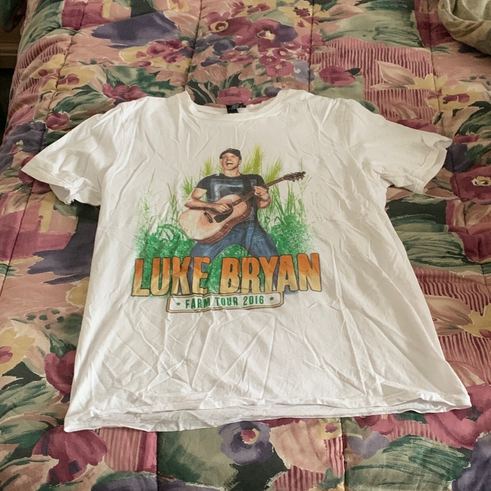 Luke Bryan 2016 Farm Tour Tee - Medium